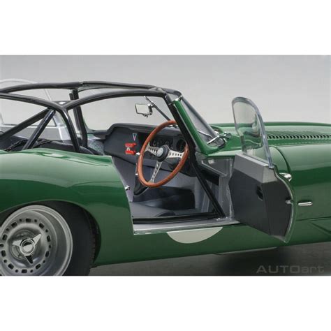 Autoart Jaguar Lightweight E Type Opalescent Dark Green Bt