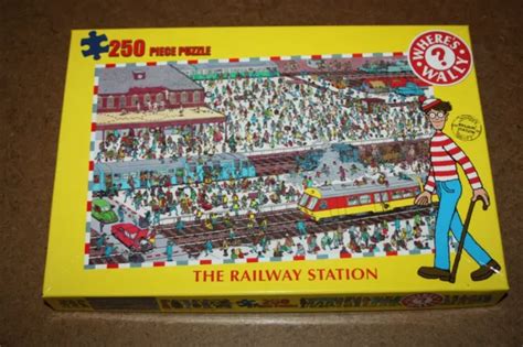 Paul Lamond Games Where S Wally The Railway Station Jigsaw