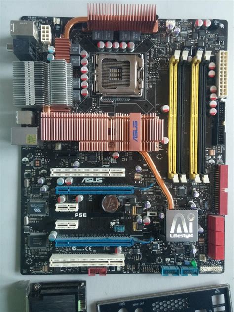 Asus P E Deluxe X Ddr Fsb Lga Oficjalne