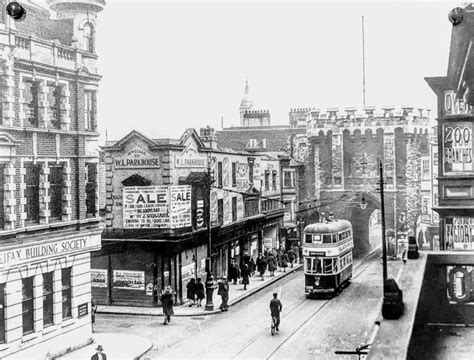 Above The Bar Southampton 1930