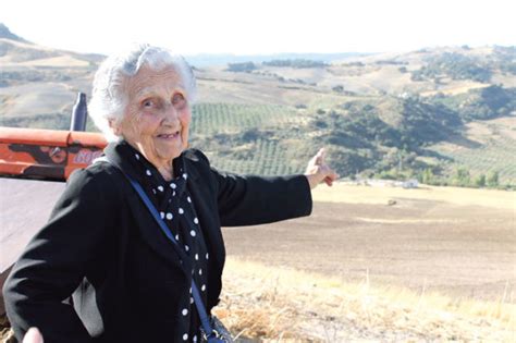 El Viaje Al Pasado De Anita Mar N O C Mo Regres Al Cortijo Donde Naci