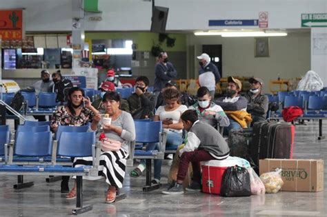 Aumenta Afluencia De Viajeros En Central De Autobuses