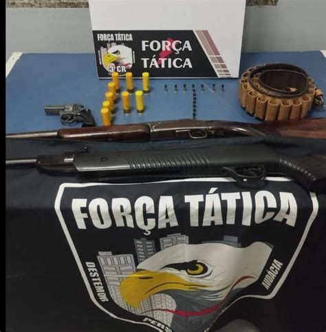 Força Tática apreende armas munições e prende suspeito por