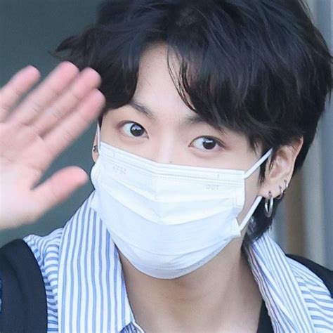 Jungkook Cute Jung Kook Safe Place Jeon Besties Japanese Bts