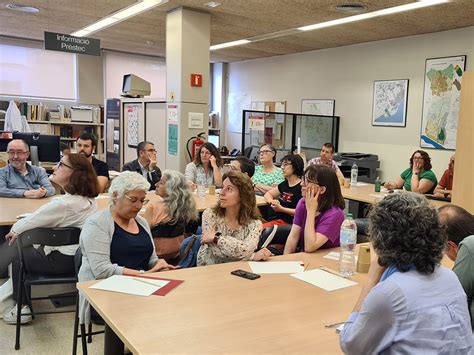 Més de 400 alumnes van visitar lany passat lArxiu Històric Municipal