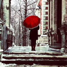 Girl With Red Umbrella Painting At Paintingvalley Explore