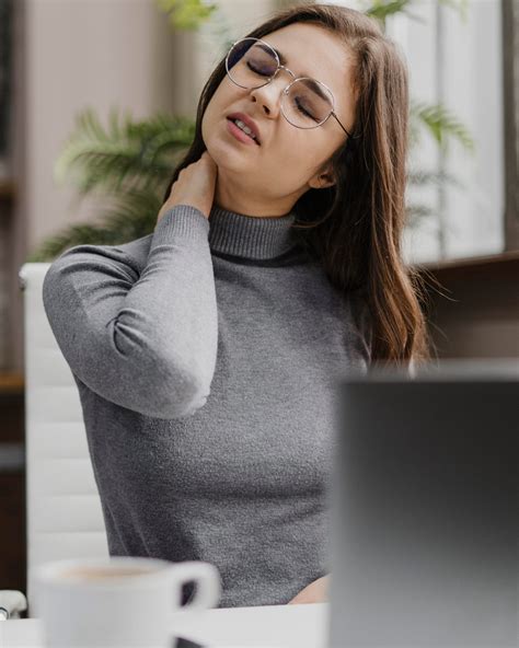 Cervical Radiculopathy Specialists | Neck Pain Treatment