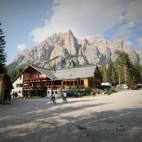 Camping Dolomites - camping.info