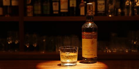 ACCOLA - オストレア Ostrea