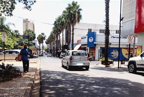 Será que a Rua Amazonas é a mais bonita de Votuporanga Solutudo