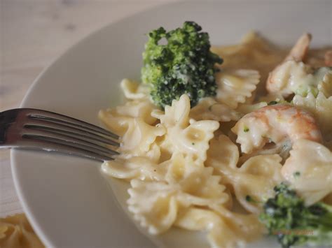 Laurilla Fondant FARFALLE ALFREDO CON LANGOSTINOS