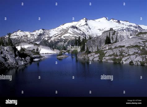 North America Usa Washington Alpine Lakes Wilderness Upper Robin Lake With Mt Daniel And