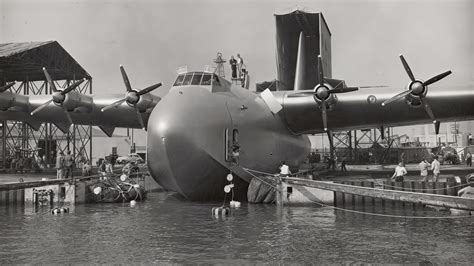 Giant Wooden Flying Boat That Flew Once Hughes H 4 Hercules Jets N