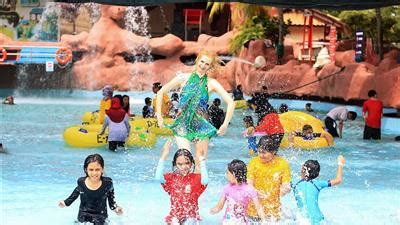 Harga Tiket A Famosa Water Park Amy Underwood