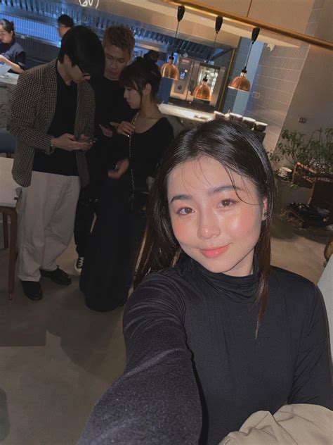 Hot girl Việt được báo Trung Quốc ca ngợi đẹp như nữ thần U một nách hai con là bà chủ spa