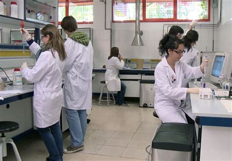 Prevención De Riesgos En Laboratorios Unlp