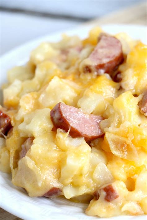 Slow Cooker Cheesy Kielbasa Hashbrown Casserole Recettes