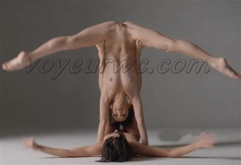 Voyeur Wc Naked Twins Erotic Dance Performance