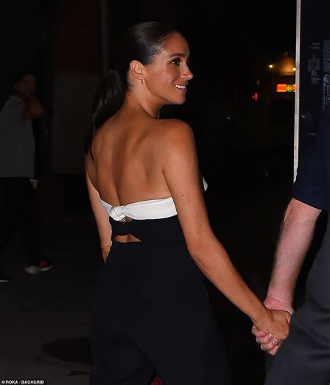 Prince Harry And Meghan Markle Spotted Leaving Nyc Italian Restaurant