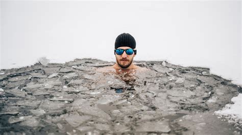 Ice Bath Vs Cold Shower — Which Is Better For Strength Athletes Barbend