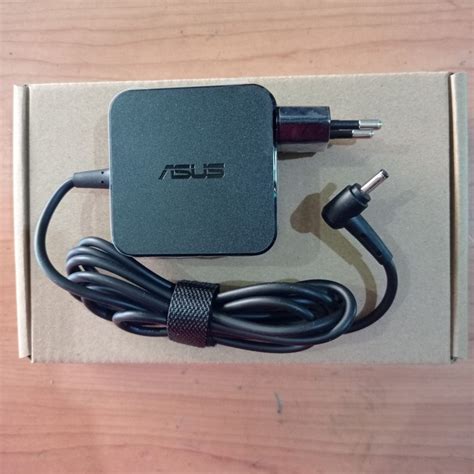 Jual Adaptor Asus 19v 237a X441u X441b X541 X540 X553 E402 E403 Jack 40x135mm Shopee