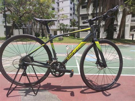 Giant Fastroad Sl2 2019 Hybrid Flat Bar Road Bike Sports Equipment