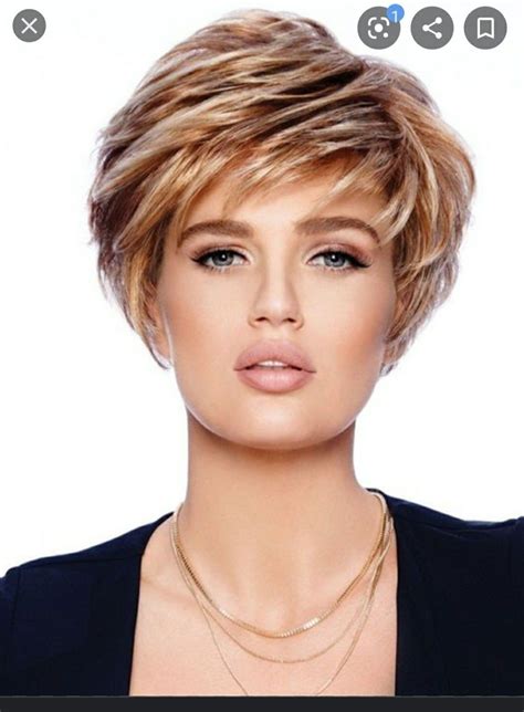 Short Pixie Bob Haircuts With Bangs Mixed Blonde Highlight Layered