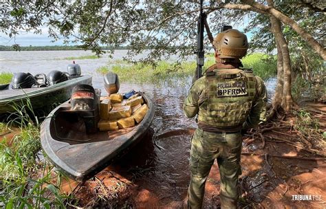 BPFRON e PF apreendem embarcação carregada 1165 Kg de maconha em