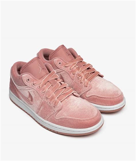 Womens Air Jordan Low Se Pink Velvet