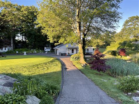 Oak Hills - Discover Norwalk