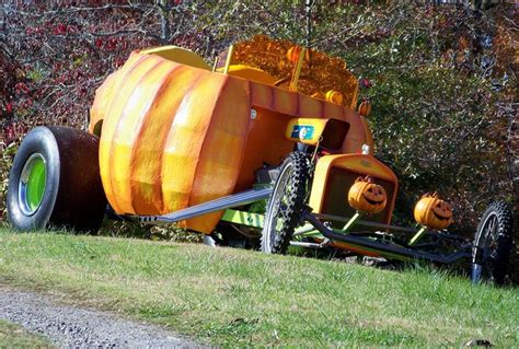 Halloween Hot Rod, The Bumpkin Pumpkin T-Bucket