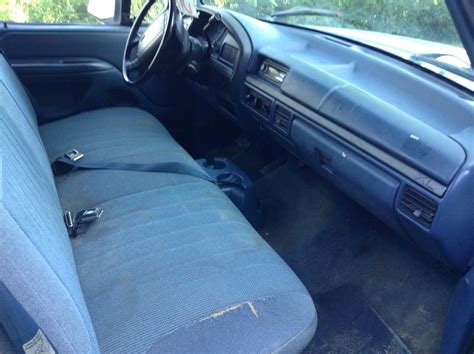 1995 Ford F150 Custom Interior