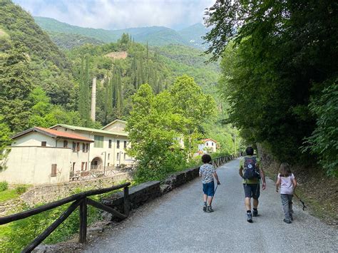 Trekking Nella Valle Delle Cartiere A Toscolano Maderno