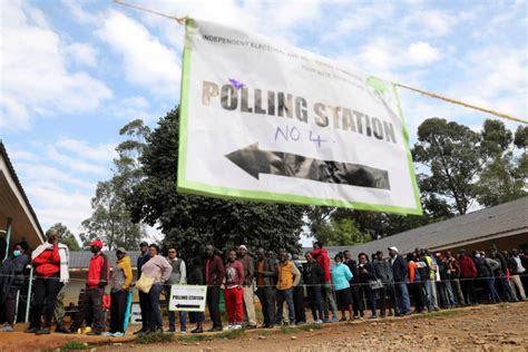 Kenyan turnout key in close presidential election | PBS NewsHour