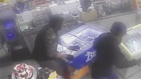 Caught On Camera Two Suspects Steal Atm From Cleveland Co Gas Station