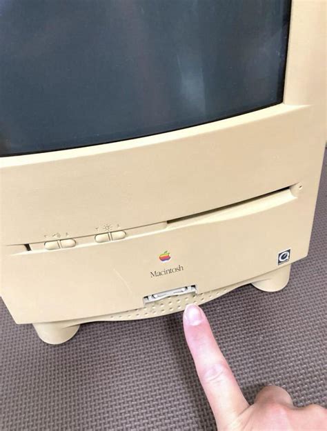 Yahooオークション Apple Macintosh Color Classic アップル