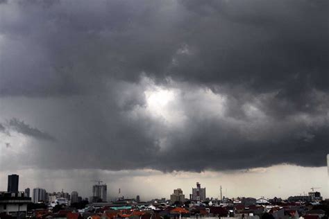 Waspada Cuaca Ekstrem Hingga Banjir Sepekan Ke Depan