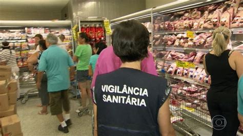 Vigilância Sanitária Do Rio Recolhe Amostras De Carnes Em Supermercados