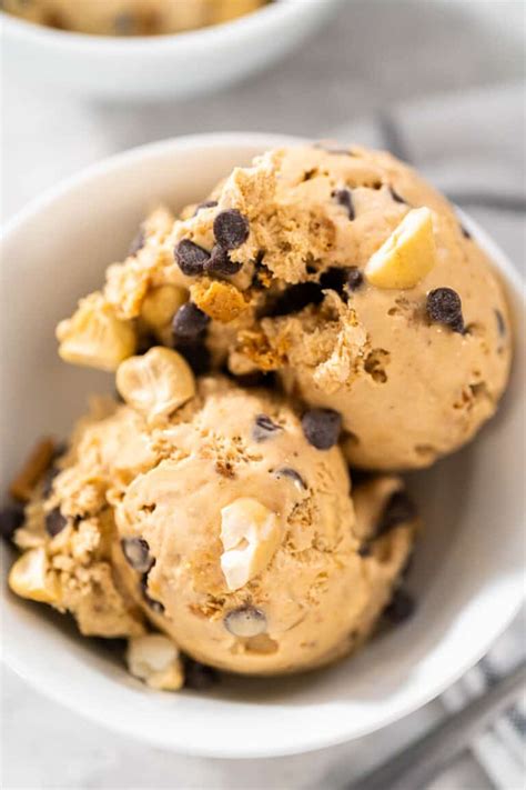 No Churn Coffee Crumble Ice Cream Colleen Christensen Nutrition