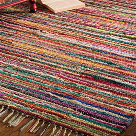 This Surprisingly Cheap Rug Is Made From 100 Recycled Material And