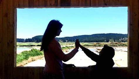 kids anticipate touch  takes focus futurity