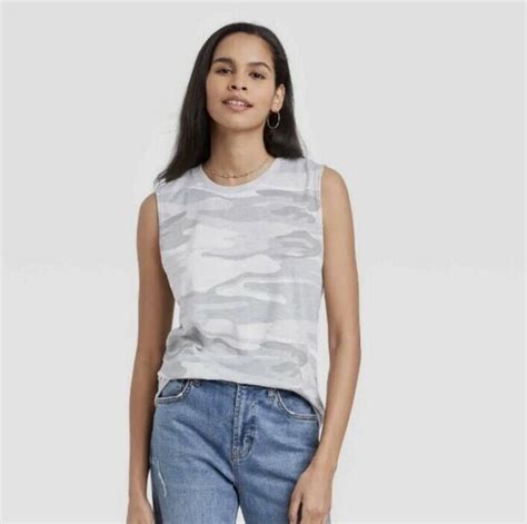 Nwt Zoe Liv Tank Top Women Small Light Gray Camo Print Crewneck T Shirt Xs Ebay