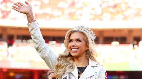 Chiefs owner's daughter Gracie Hunt blitzes critics of Patrick Mahomes ...