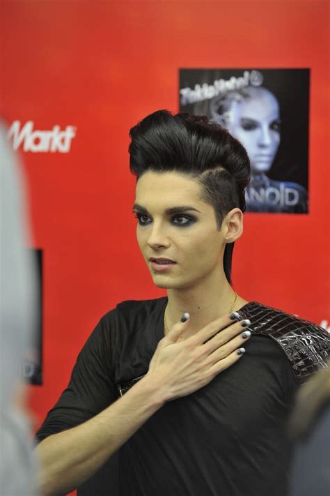 Bill Kaulitz Tokio Hotel Freemason Pose Celebridades Masculinas