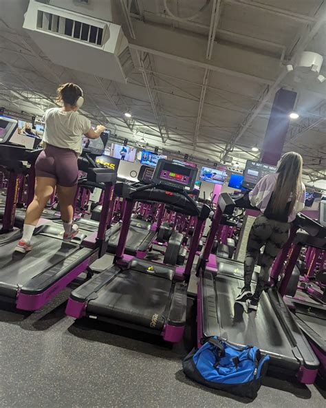 Phat Latina Asses On Treadmills OC Spandex Leggings Yoga Pants Forum