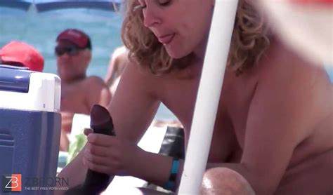 Joy With Wifey At The Beach ZB Porn