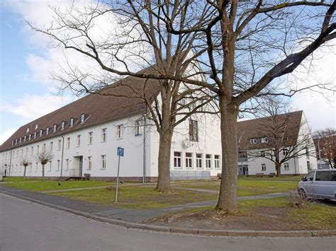 Asyl Lab Braunschweig Wird Zum Ankunftszentrum F R Fl Chtlinge