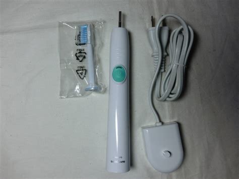 【未使用】フィリップス ソニッケア ソニッケアー 電動歯ブラシ Sonicare Hx6530 本体 And Hx6100 充電器 And 替え歯