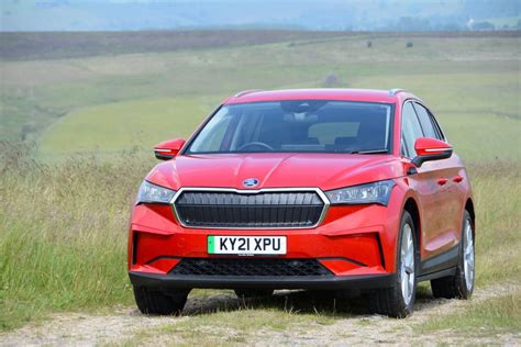 Skoda Enyaq Iv Review Greencarguide Co Uk