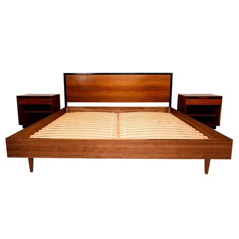 Mid century modern bed frame king - polizmlm